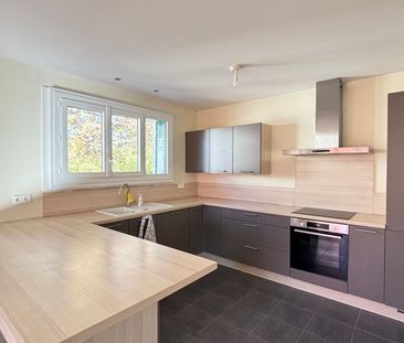 Location Maison 5 pièces 81m² - Photo 2