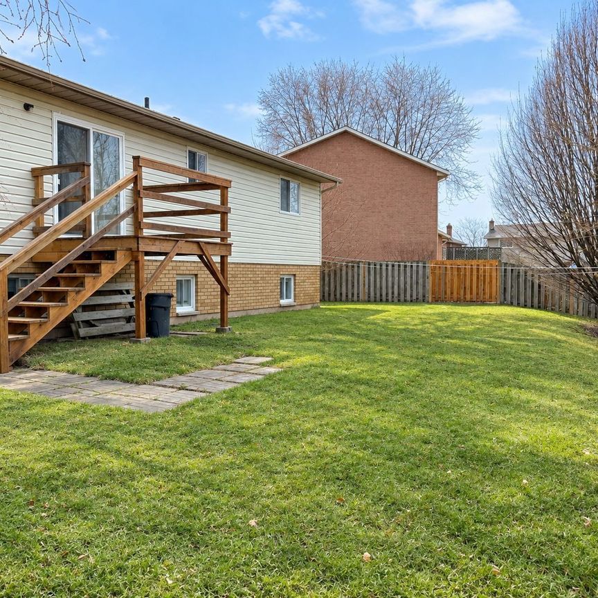 For Lease - 23 Hickory Court, Welland, Ontario - Photo 1