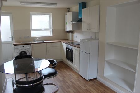 56 Fortuna Street - Photo 4
