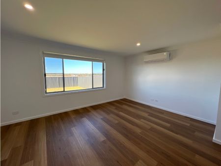 1Bed Granny Flat - Photo 4