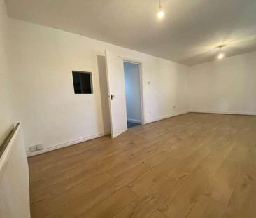 High Lane, Chorlton, M21 - Photo 3