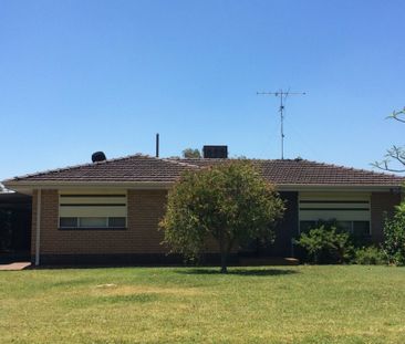 Effortless Living Close to Everything. - Photo 2