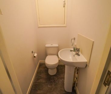 3 Bedroom Flat To Rent in Lansdowne - £1,350 pcm Tenancy Info - Photo 1