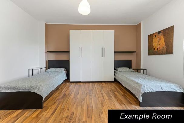 Corso di Porta Romana, Milan, Lombardy 20122 - Photo 1