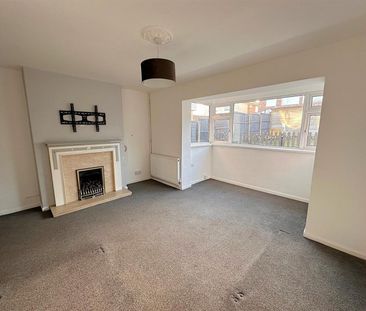 2 bedroom House To Let - Photo 2