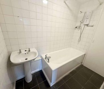 St. Cecilia Close, Kidderminster, DY10 - Photo 5