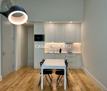 T1 Duplex de Luxo com Jardim e Piscina no Coração do Porto - Photo 1