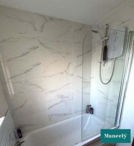 156e Moore Street - Photo 5