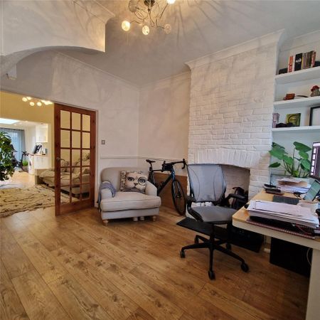 2 bedroom terraced house to rent - Photo 3