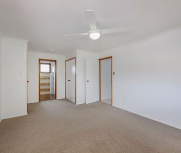 HOT NEW LISTING AND SO CLOSE TO BEACH ! - Photo 6