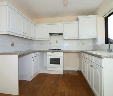 2 bedroom terraced house to rent - Photo 6