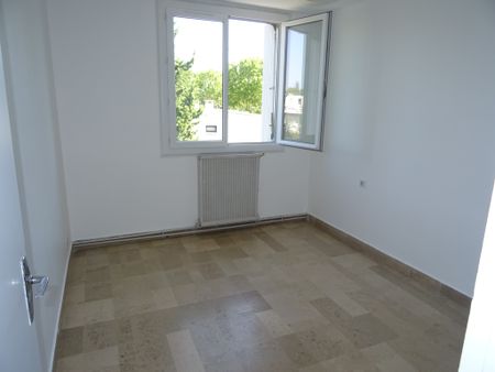 Location Appartement 5 pièces 90m² MONTPELLIER 34000 - Photo 4