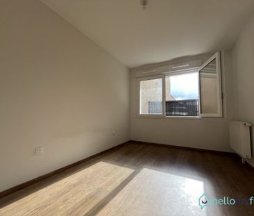 Location Appartement 4 pièces 78m² REIMS 51100 - Photo 4