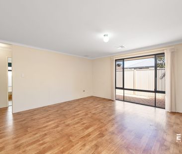 Comfortable Family Living in a Convenient Bertram Location - Photo 5