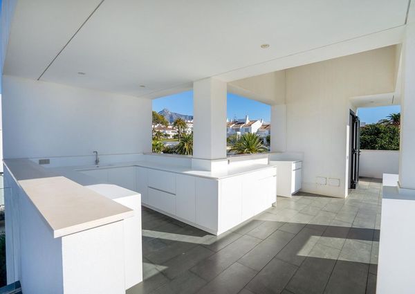 Luxury Villa for rent in Marbella, Andalusia