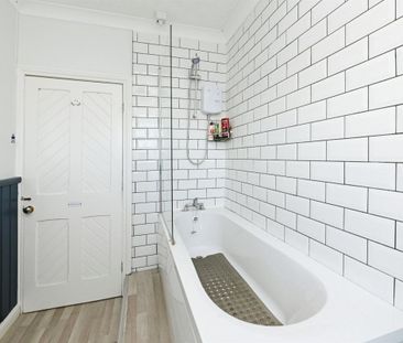 Poplar Avenue, Heacham, KING'S LYNN - Photo 2