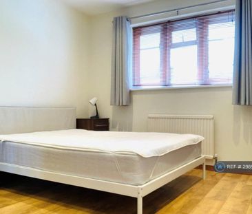 3 bedroom end of terrace house to rent - Photo 5
