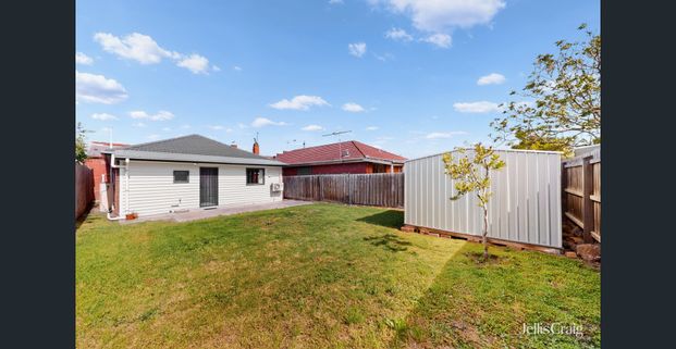 Heritage Charm meets Fresh Renovation - Photo 1