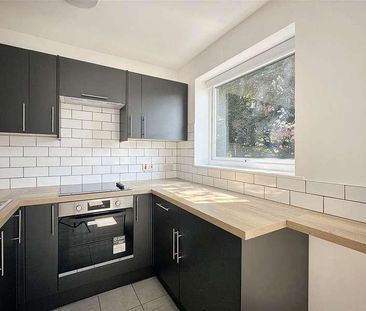 Glenda Court, Norwich, NR5 - Photo 3