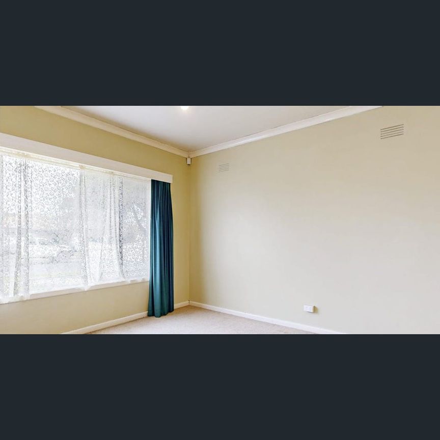 13 Maple St, Shepparton, Vic 3630 - Photo 1