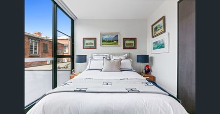 A Boutique Haven of Style and Serenity - Photo 3