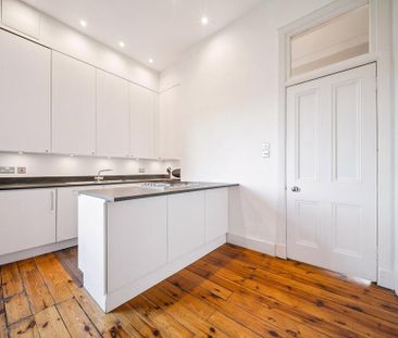 3 bedroom apartment to rent - Photo 3