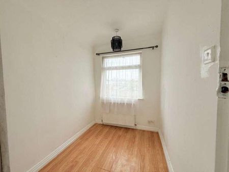 Coran Close, London, N9 - Photo 3