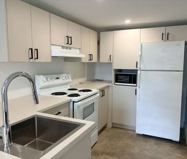 Studio Rénové Tout Inclus Meublé - Photo 1
