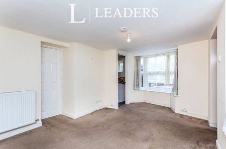 1 bedroom maisonette to rent Trafalgar Road, Horsham, RH12 - Photo 3