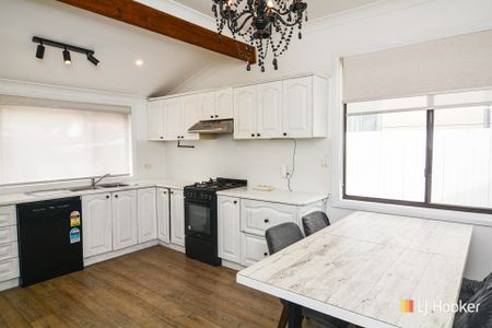 LOW MAINTENANCE & FULLY FURNISHED - Photo 5