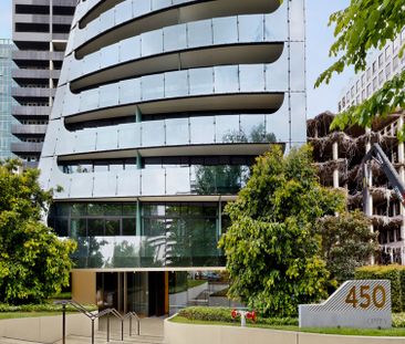 Luxury Opera Apartment Complex - Photo 2