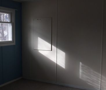 Very Nice 2 Bedroom one level duplex in Capitol Hills !! - Photo 6