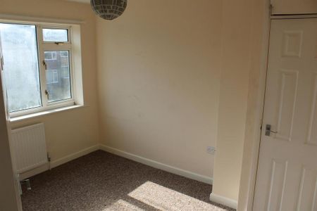 3 bedroom house to rent - Photo 3