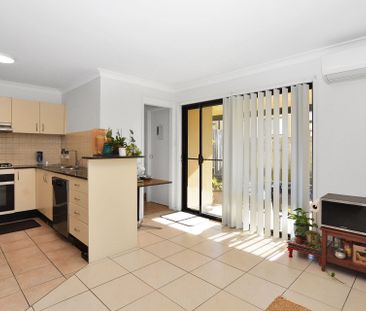 Spacious & Secure 3-Bedroom Townhouse in Convenient North Gosford L... - Photo 4