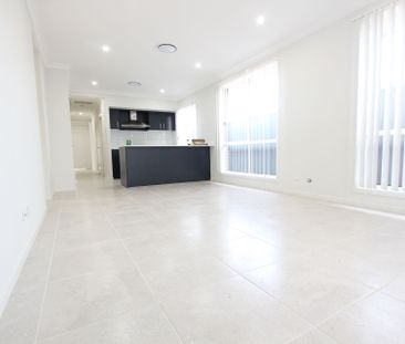 Brand New Quality 4 Bedroom Home - Photo 1