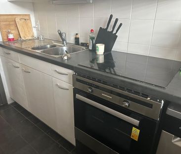 Appartement de 3 pièces aux Eaux-Vives. - Photo 4