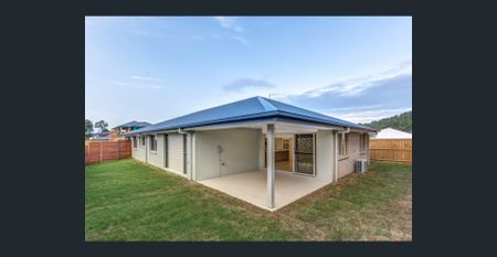 Spacious Family Living in Upper Kedron - Photo 4
