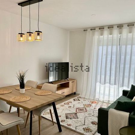 Alquiler de piso en Avenida Miguel de Cervantes s/n - Photo 1