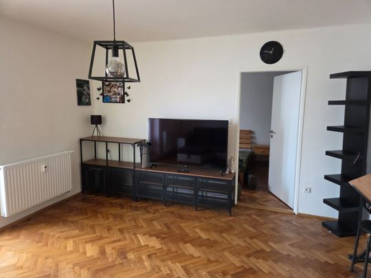 Pronájem bytu 2+1 • 54 m² bez realitkyHusova, Strakonice - Strakonice, Jihočeský kraj - Fotografie 1
