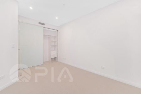 Modern 1 Bedroom+Study Apartment For Lease - Photo 3