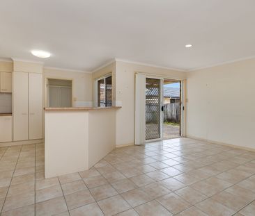Single Level Three Bedroom Villa - Photo 4