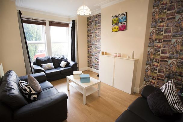 Ash Road, Headingley, LS6 3HD, Leeds - Photo 1