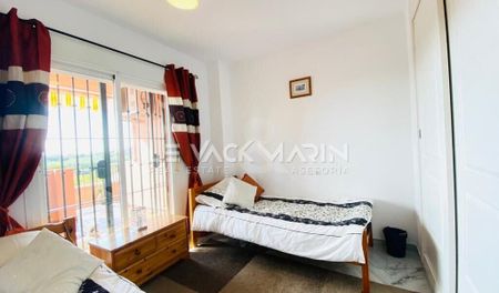 Ground floor apartment with Sea Views in Los Hidalgos Golf, Duquesa. - Photo 2