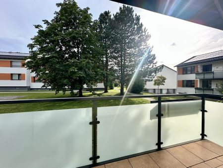 Begehrte Top Lage in der Schlühslmayrsiedlung, Steyr – 3-Zimmer-Whg. mit Balkon + Tiefgaragenplatz - Photo 3