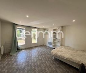 Location Maison 8 pièces 150 m² - Photo 4