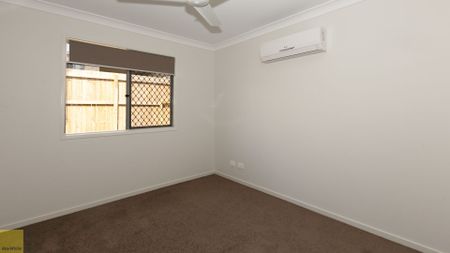 Comfortable Living in Convenient Location - Photo 3