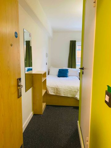 Standard Double One Bed Flat - Photo 4