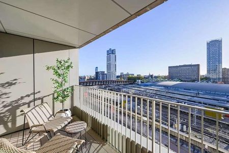 Montfichet, Stratford, E20 - Photo 3