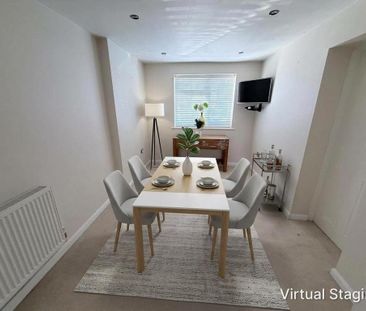 5 bedroom detached house to rent - Photo 3