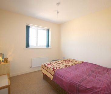 Hollington House, Redditch - Photo 4